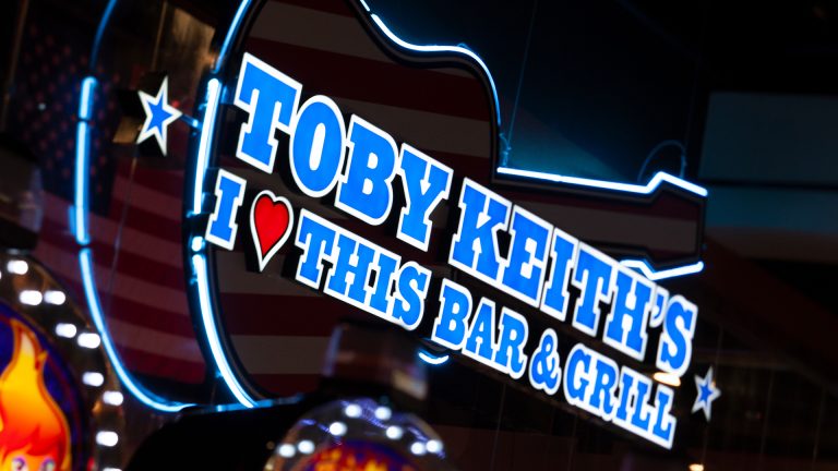 Toby Keith's I Love This Bar & Grill