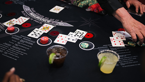 How to Play Blackjack: A Beginner’s Guide to Rules and Strategy